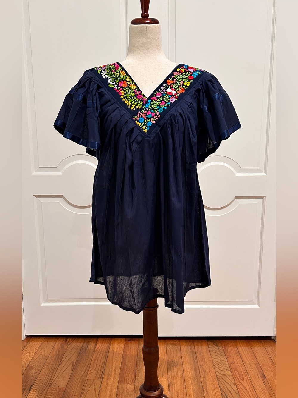 Jazmin V-Neck Mexican top, hand embroidered.Artisan top. Boho, Hippie, handmade.